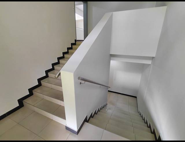 320M² OFFICE TO LET IN RANDJESPARK